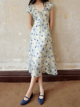 Load image into Gallery viewer, SS23 Florine Dots Dress
