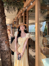 Load image into Gallery viewer, Resort25 Sisi Dress
