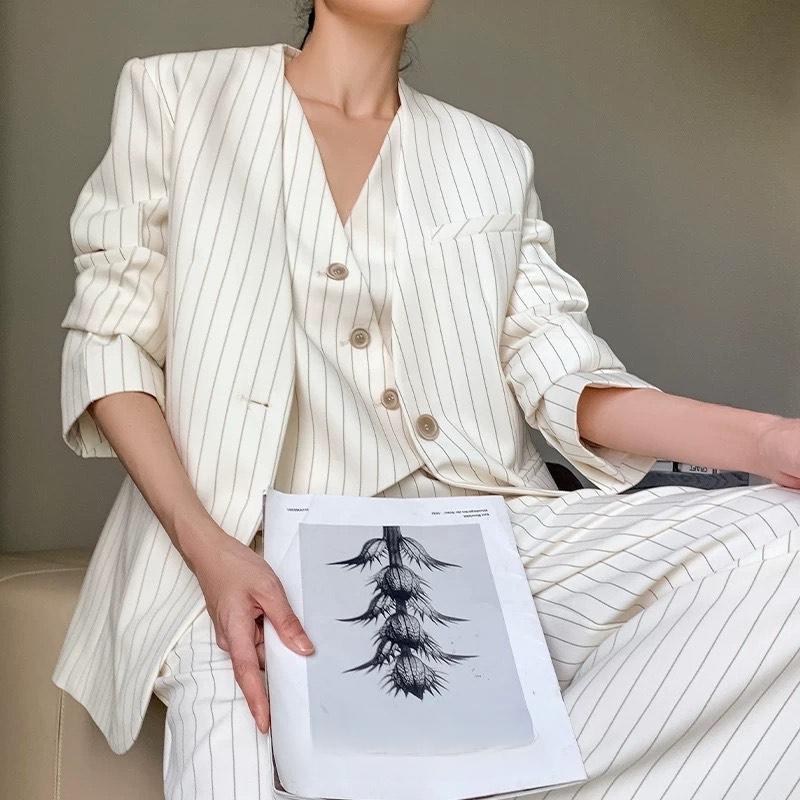 SS23 Odette Blazer