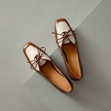 Load image into Gallery viewer, Alice Loafers
