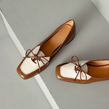 Load image into Gallery viewer, Alice Loafers
